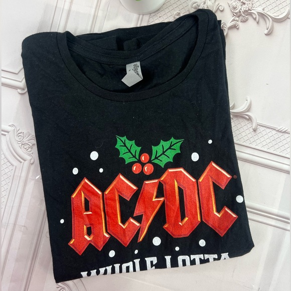 ACDC Christmas Whole Lota Naughty Graphic  Black T-Shirt  Women Size large - Picture 1 of 11